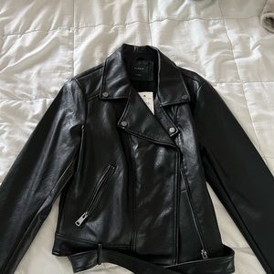 Black  jacket size Large